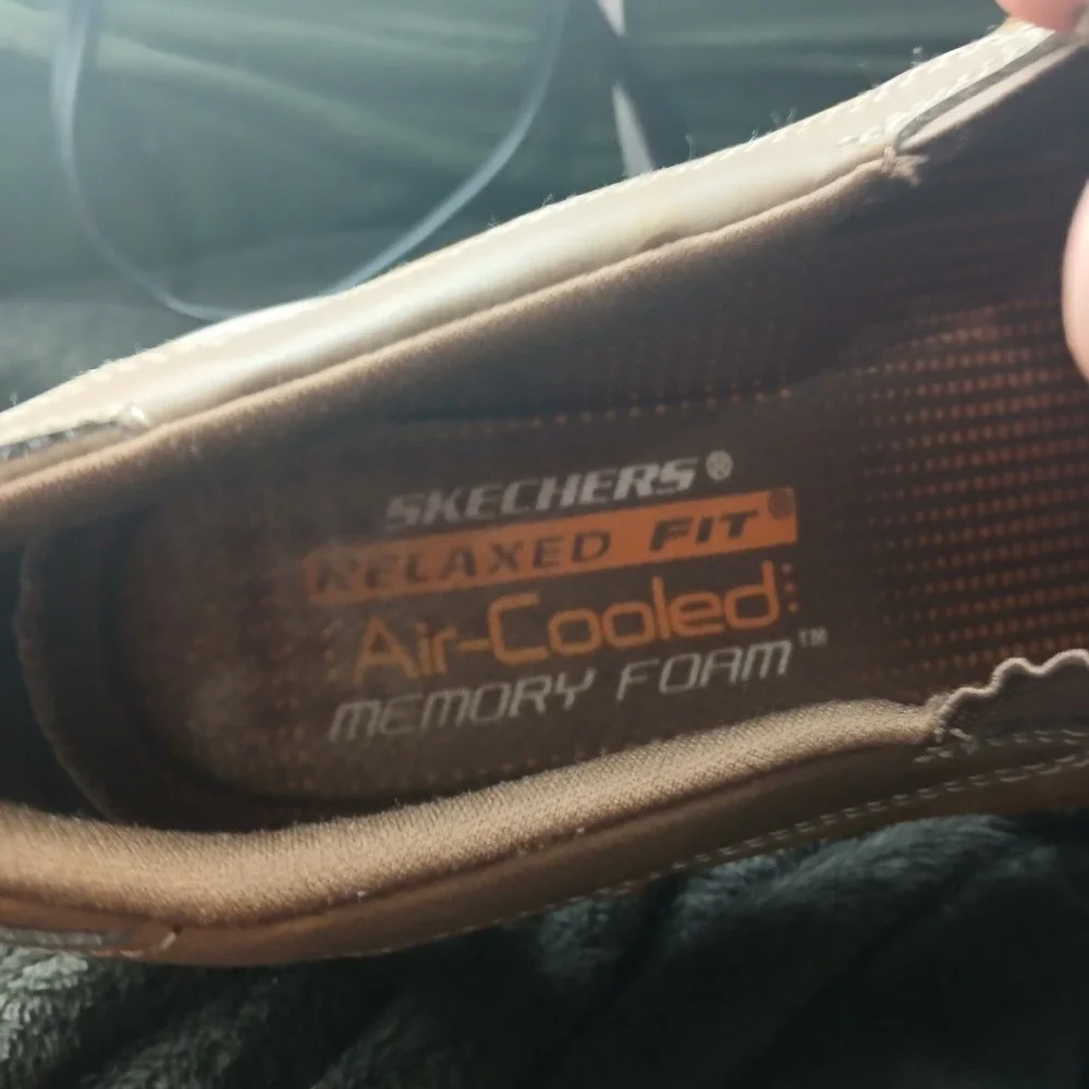 Skechers relaxed fit