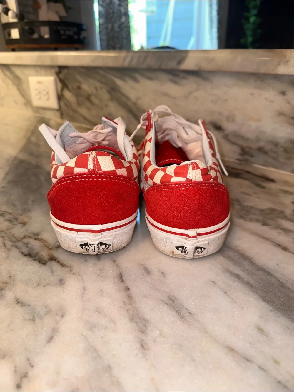 Vans classic red