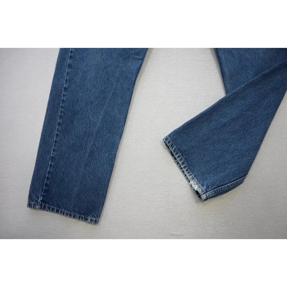 Levis color blue 
