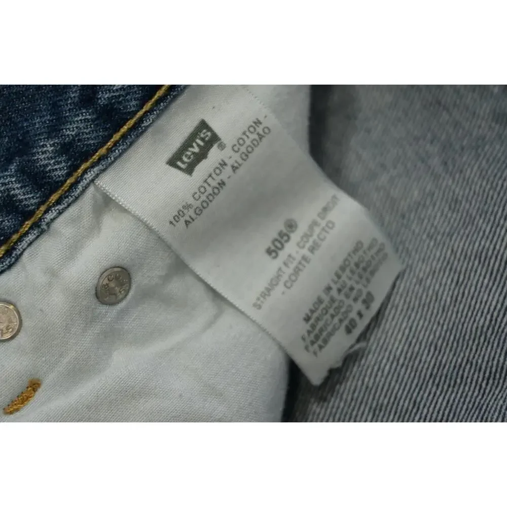 Levis color blue 