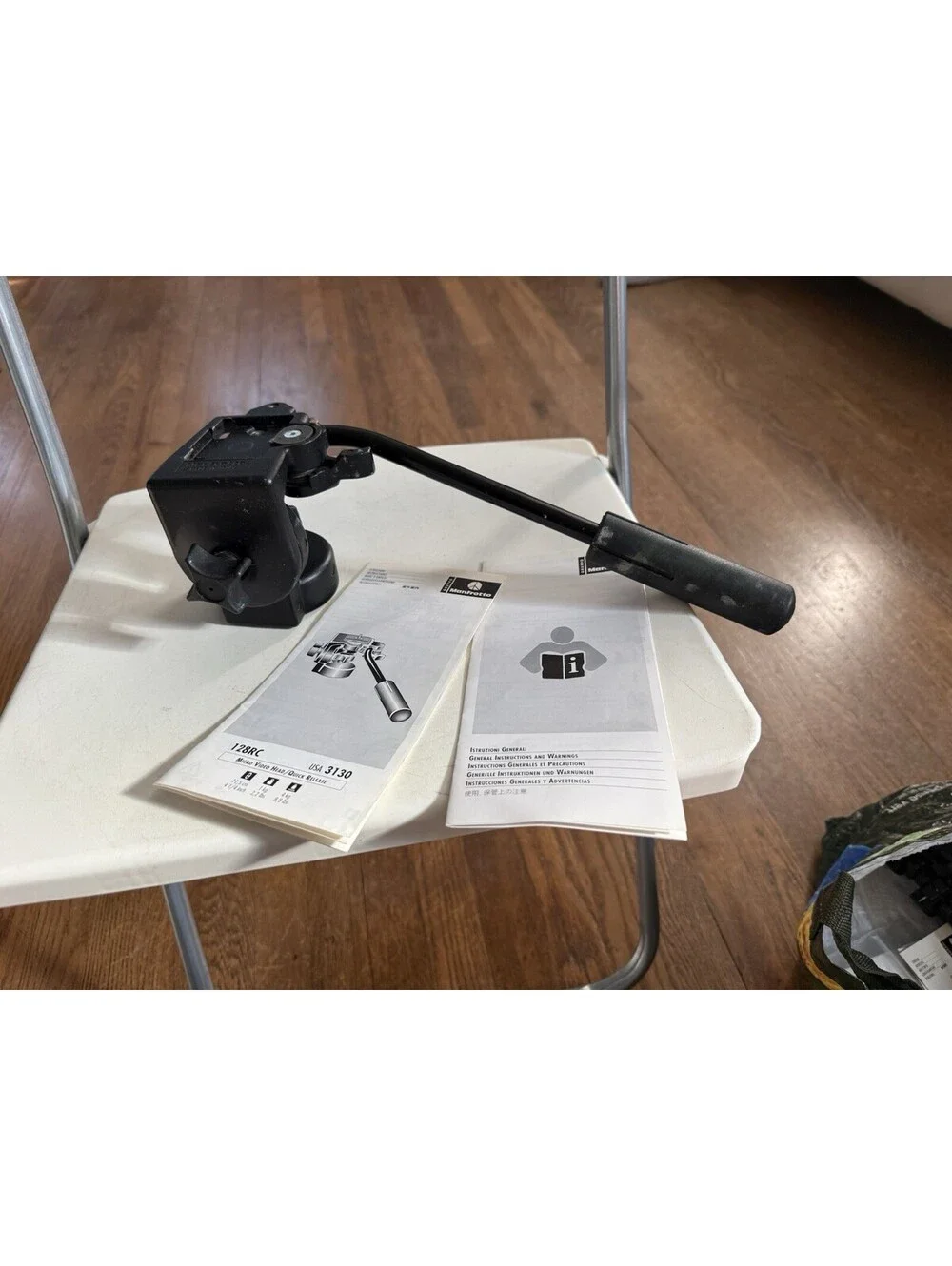 Bogen 3130 Micro Fluid Tripod Head With Manual