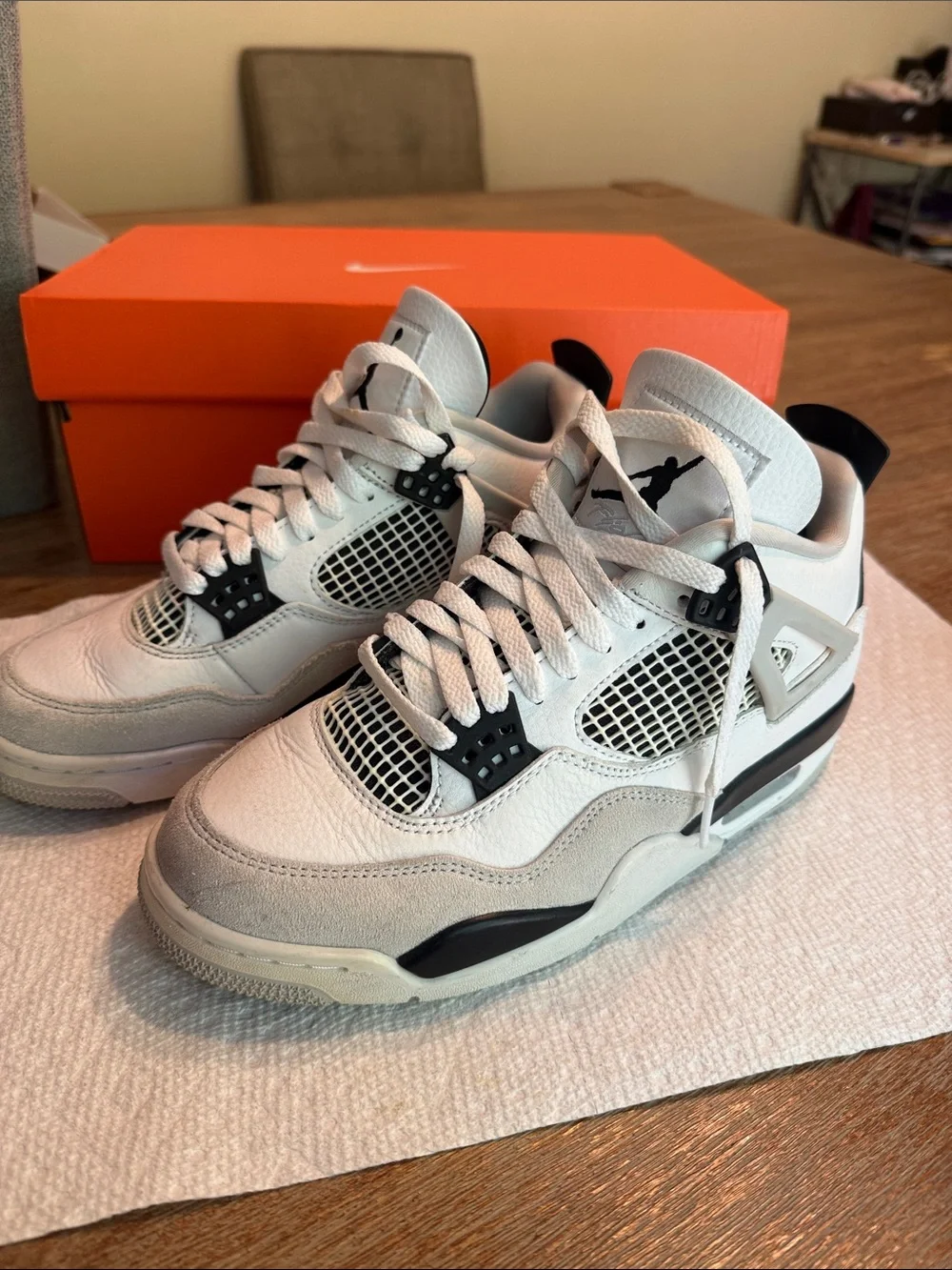 Jordan authentic silhouette