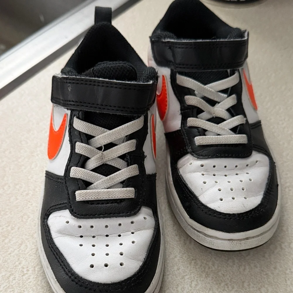Nike orange white wear