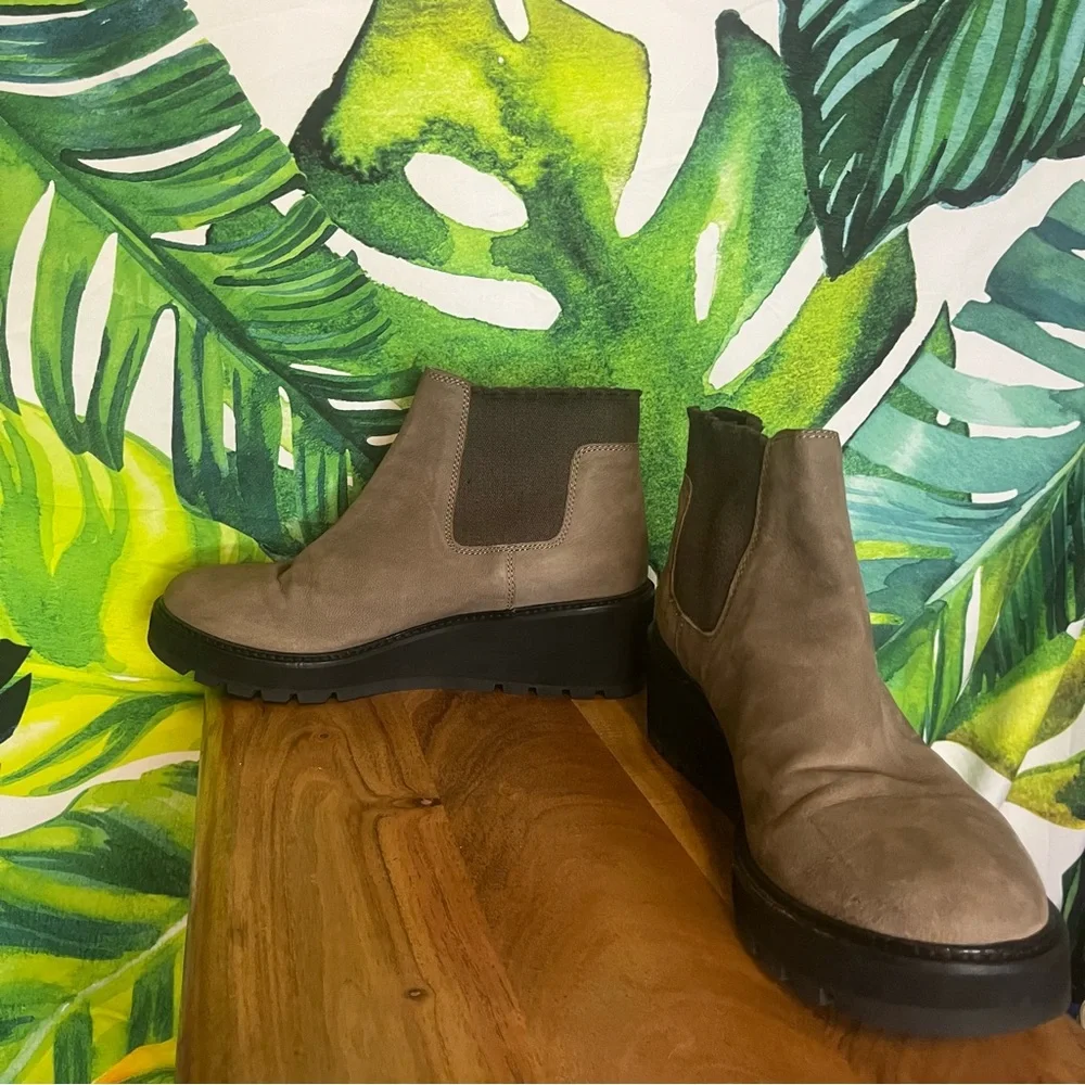 Eileen Fisher great minor