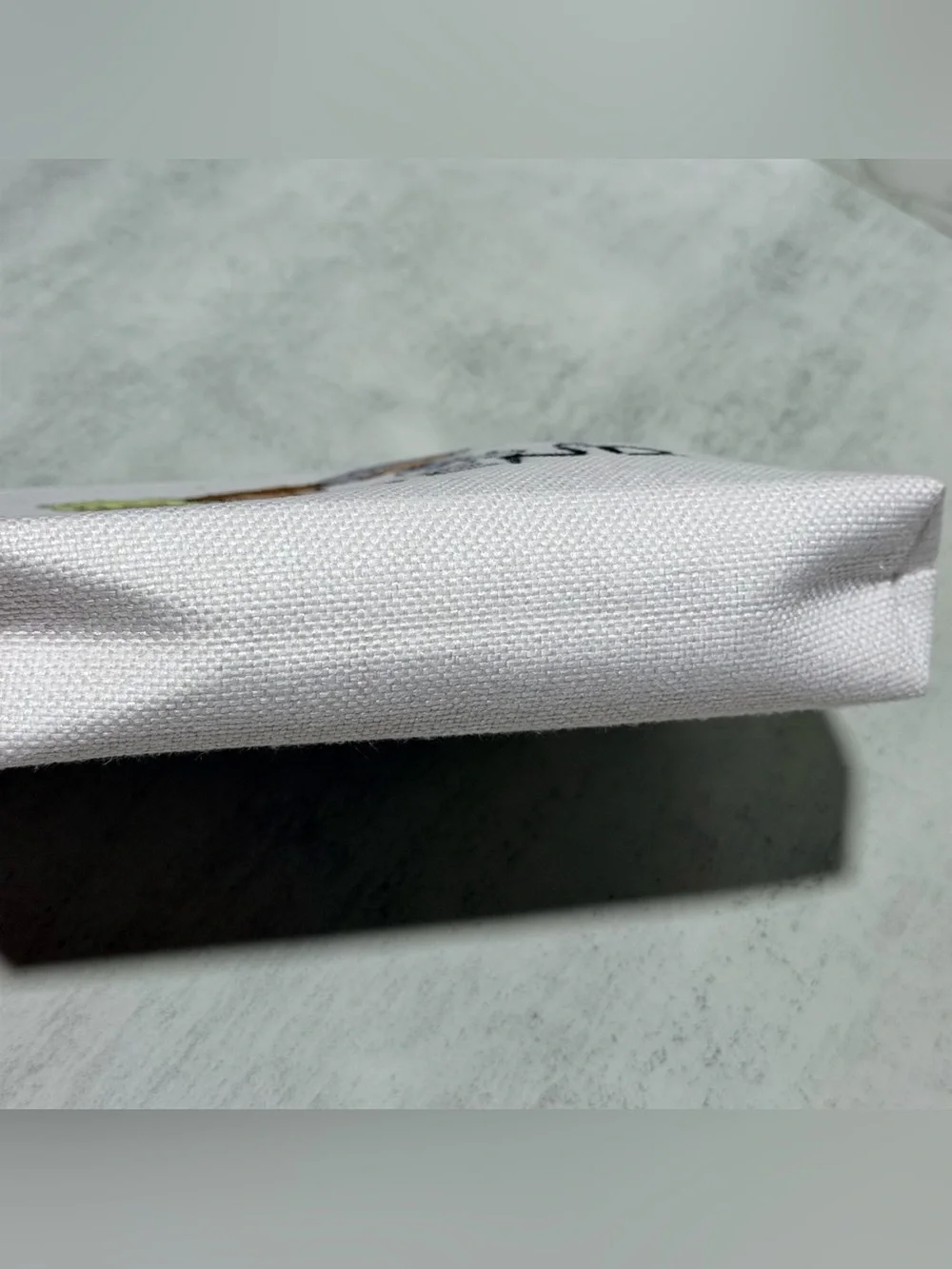 N/A white canvas