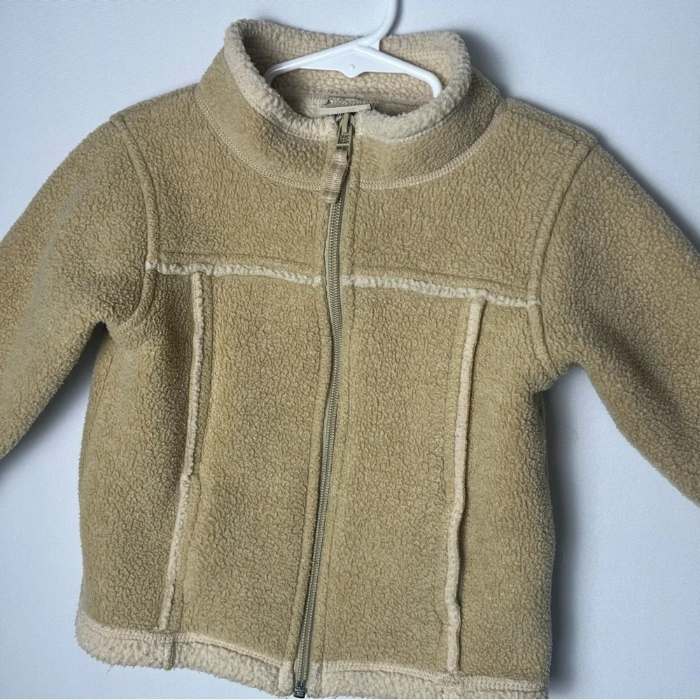 L.L. Bean size 2t