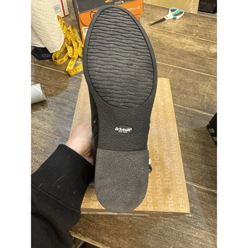 Dr. Scholls add touch