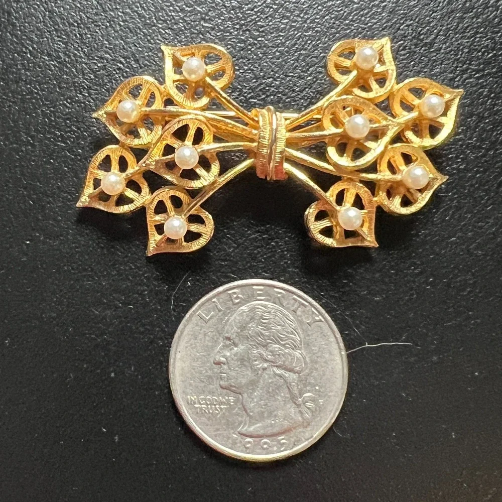 N/A gold tone