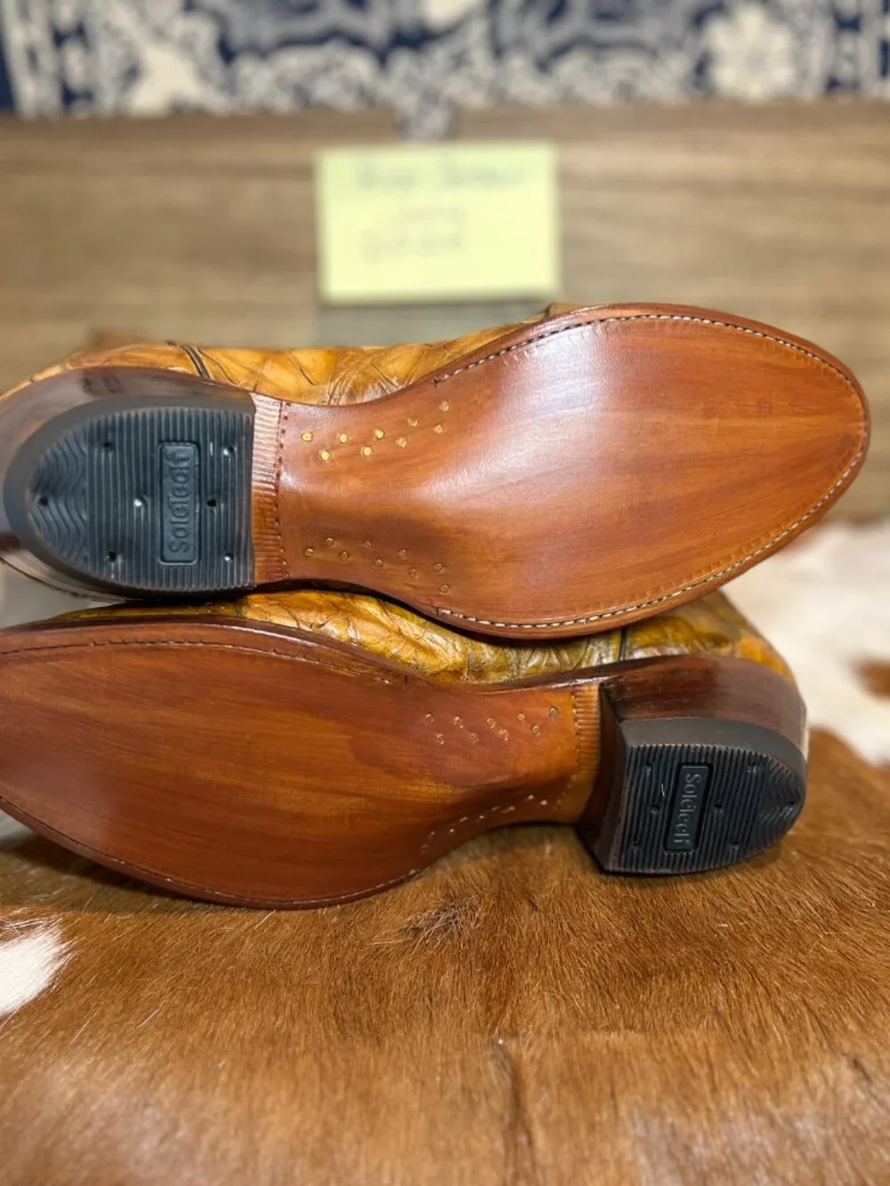 Justin Boots pair justin