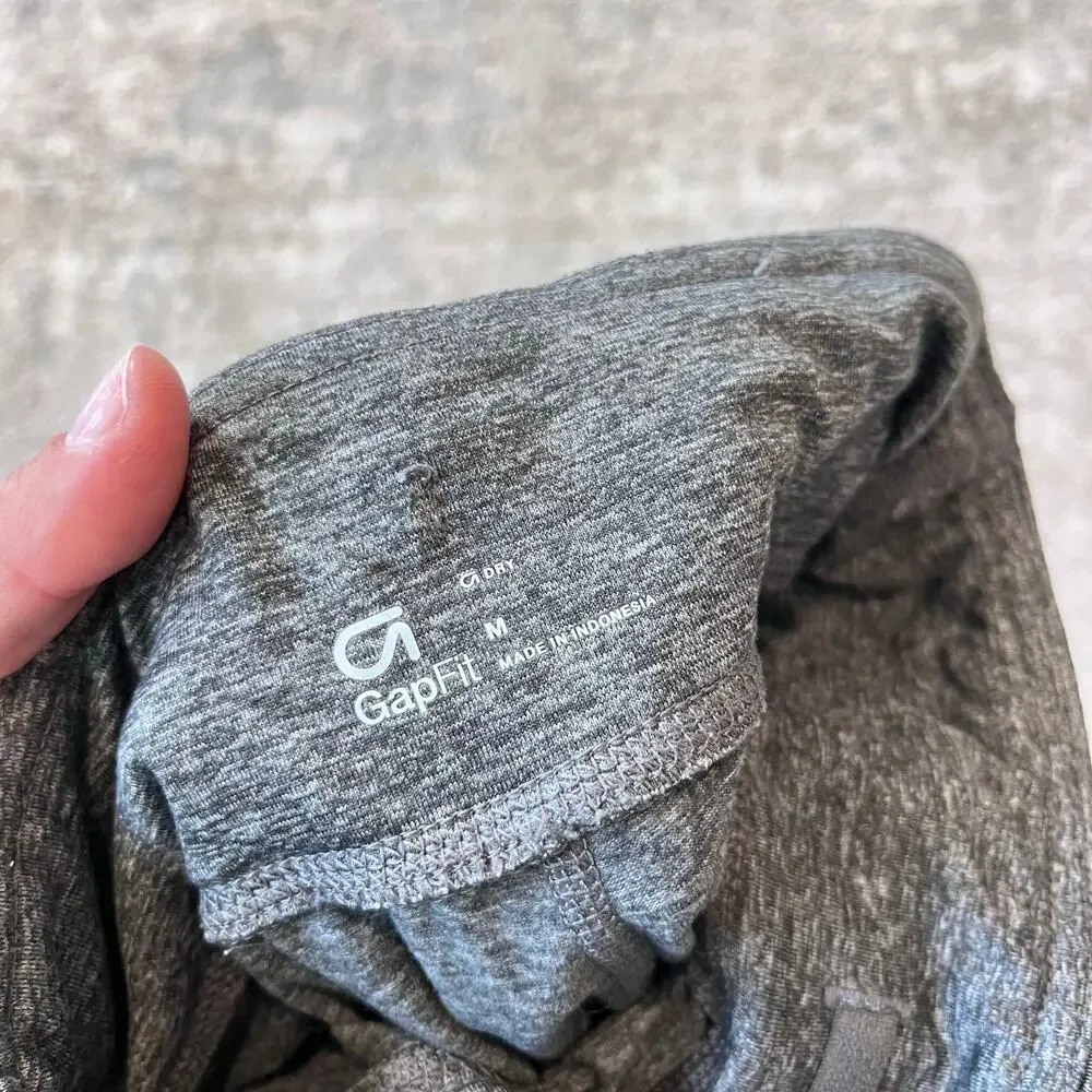 GAP @andescloset91 my drawstring