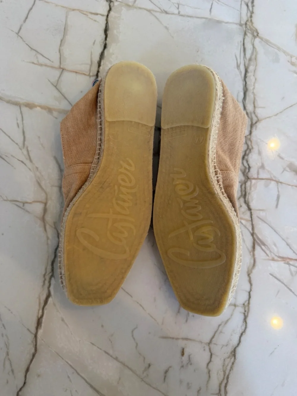 Castaner barely worn