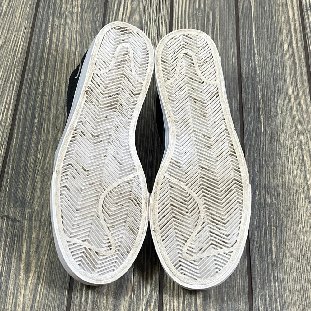 Nike court legacy