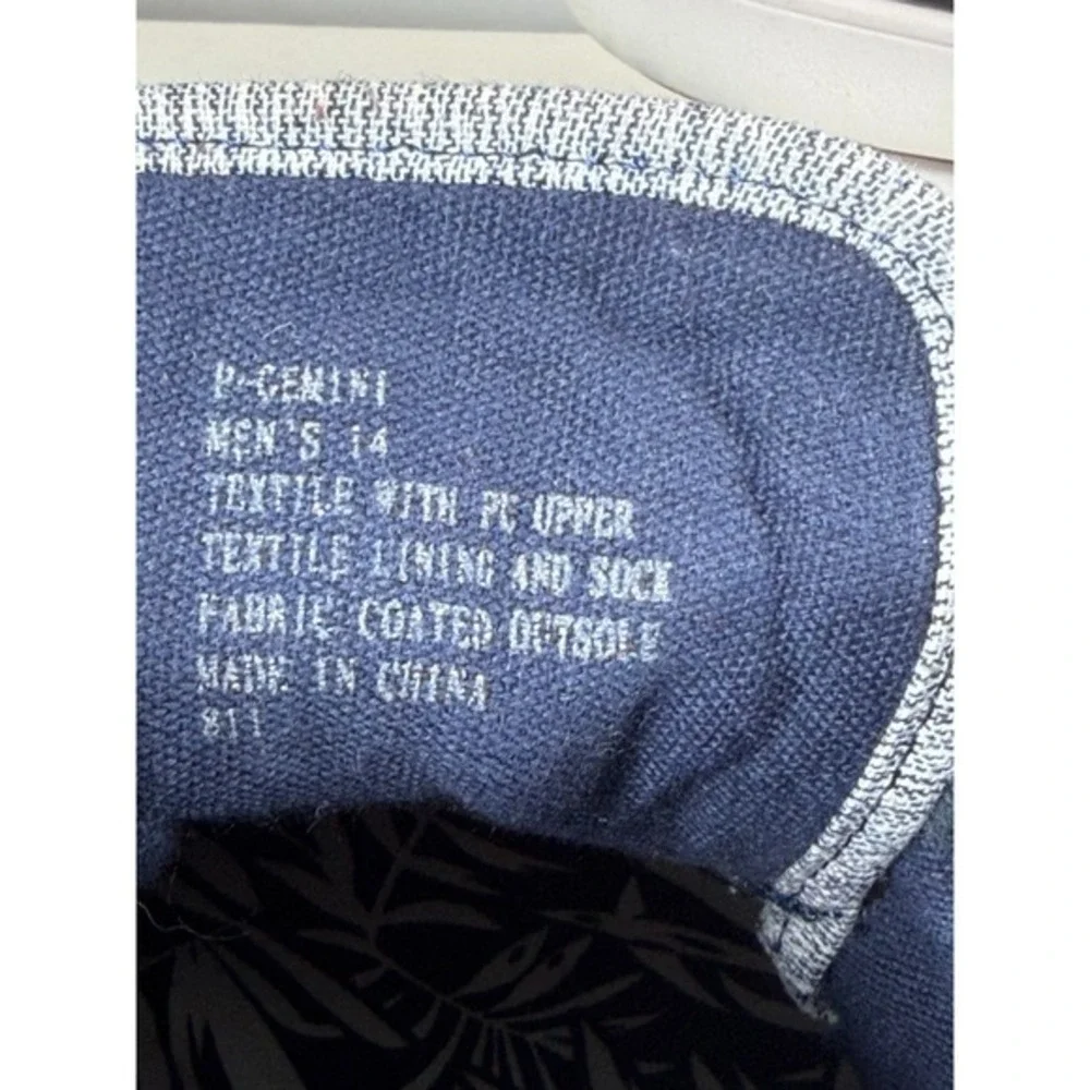 Steve Madden product pair