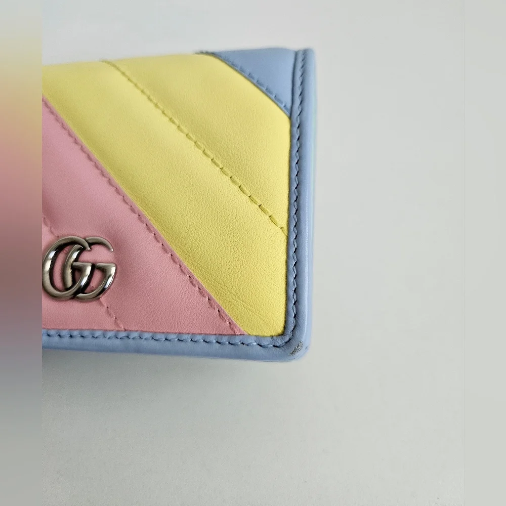 Gucci authentic pre
