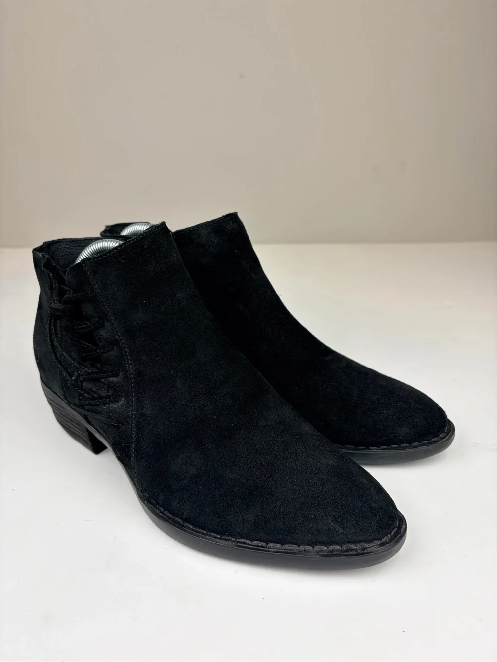 Born stylish black