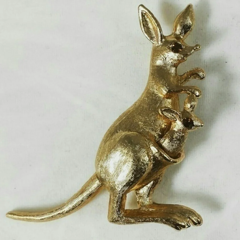 Vintage avon kangaroo