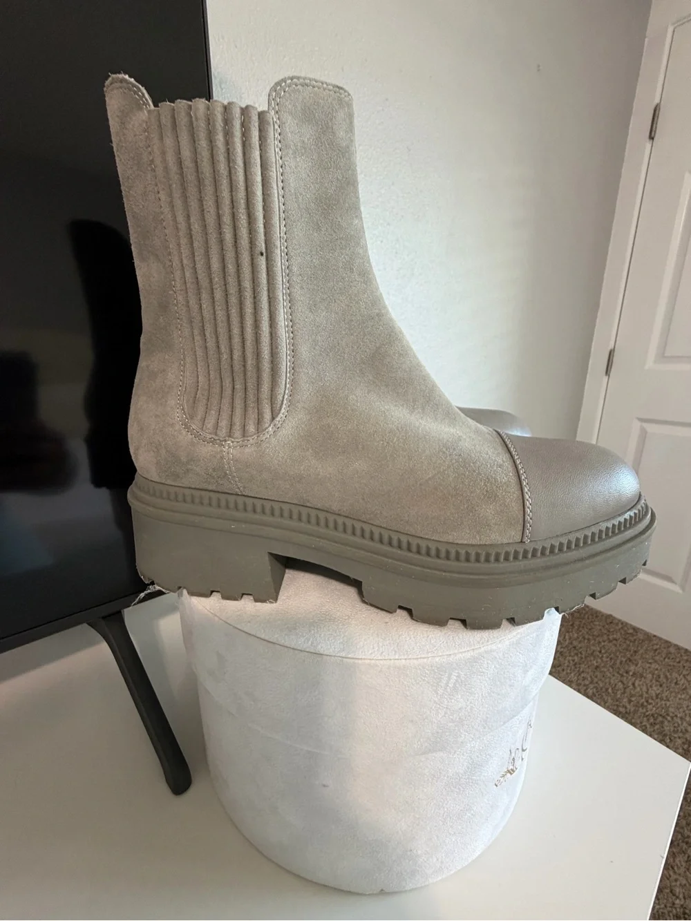 Marc Fisher trend casual chunky