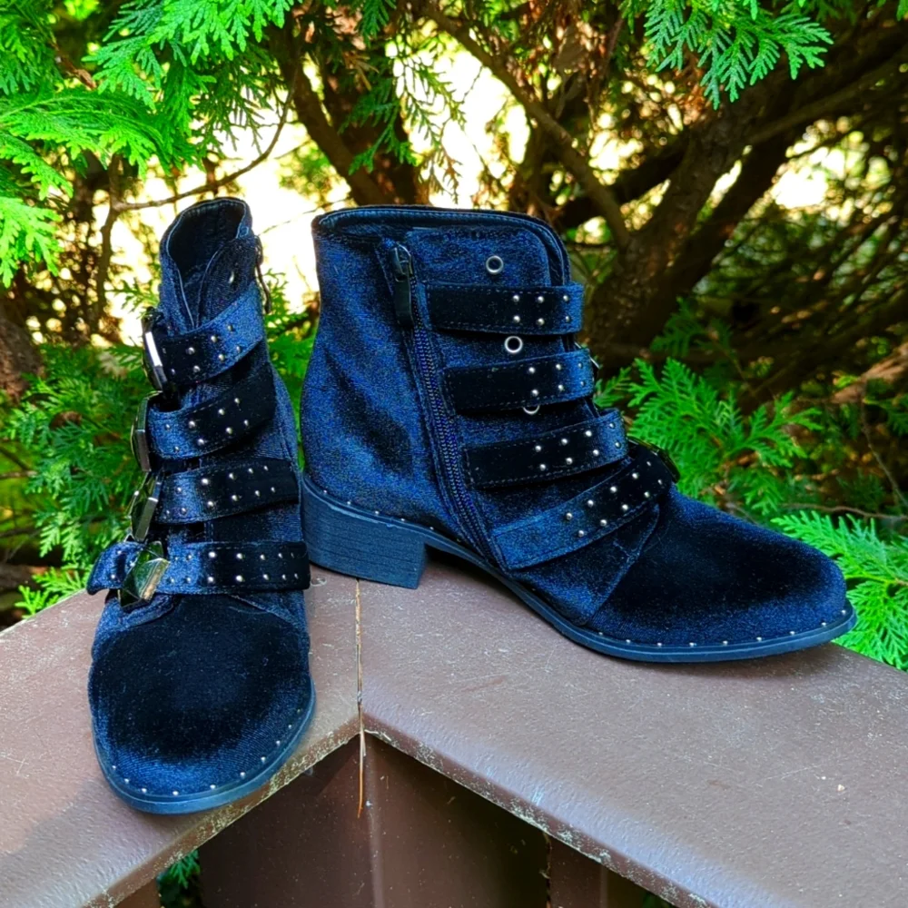 N/A faux velvet