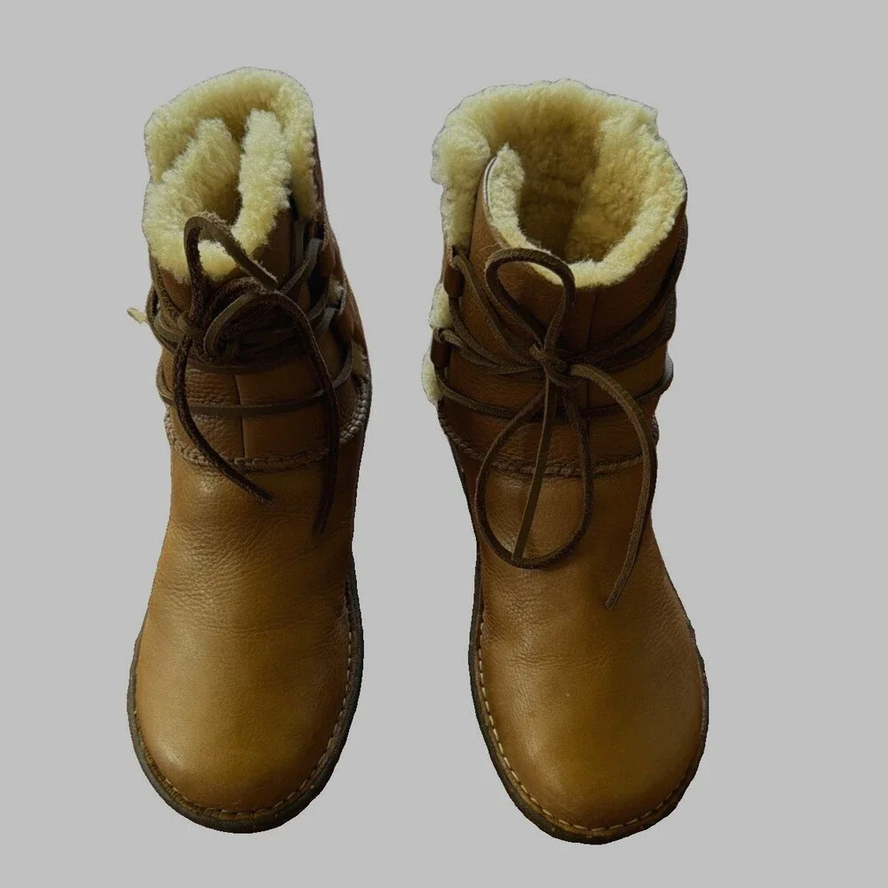 UGG caspia style