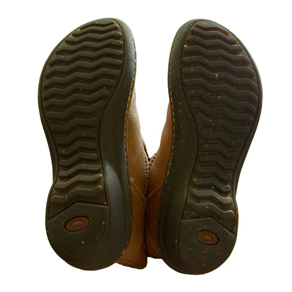UGG caspia style