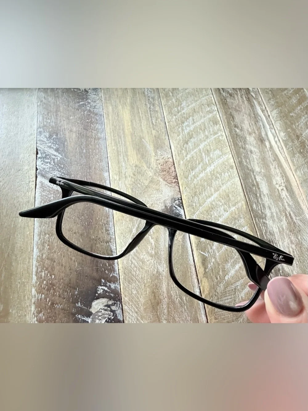 Ray-Ban sleek ray