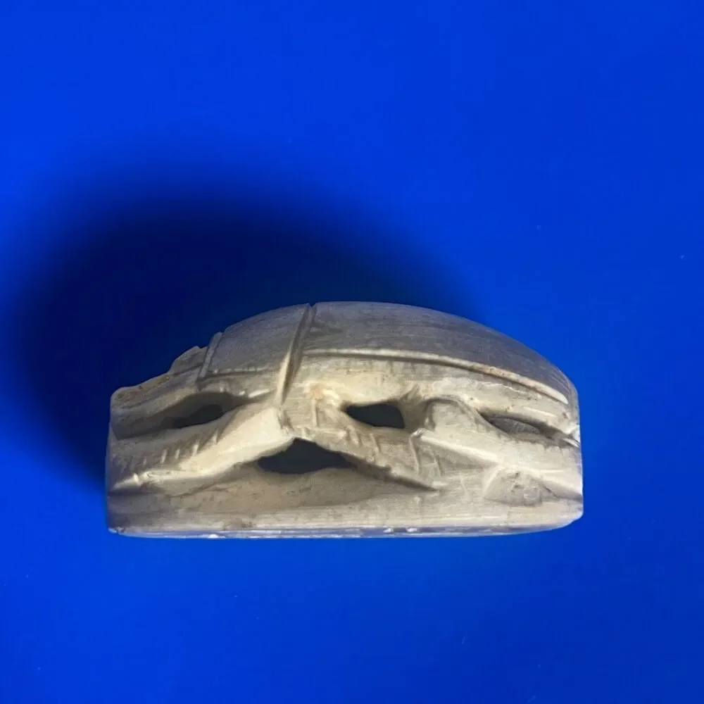 No Brand hand carved