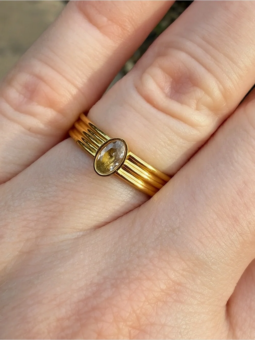 N/A modern gold