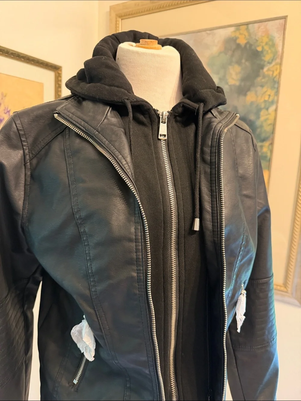 Novish Collection stylish black