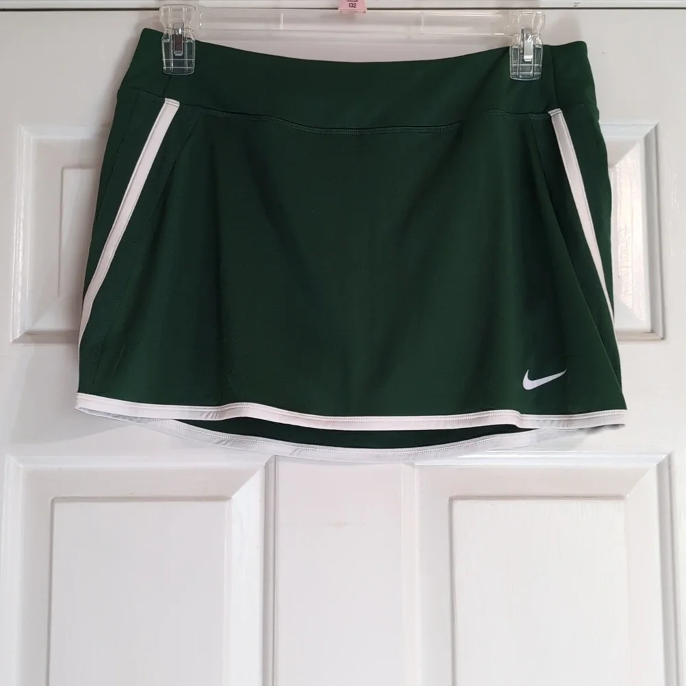 Nike tennis skort