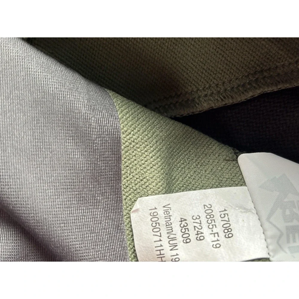 Rei Co-Op brand rei