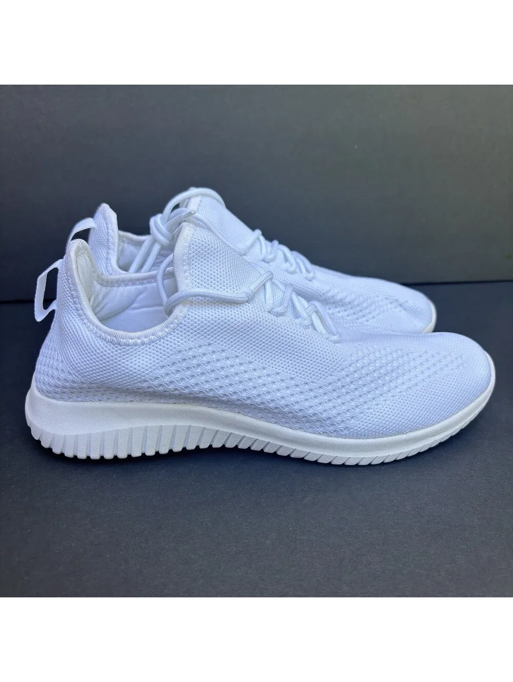 N/A white lightweight