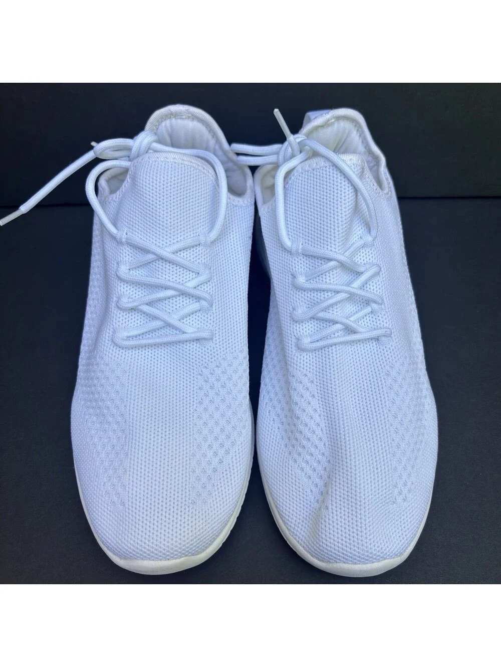 N/A white lightweight