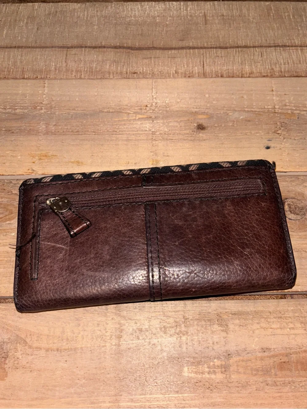 Fossil good measures