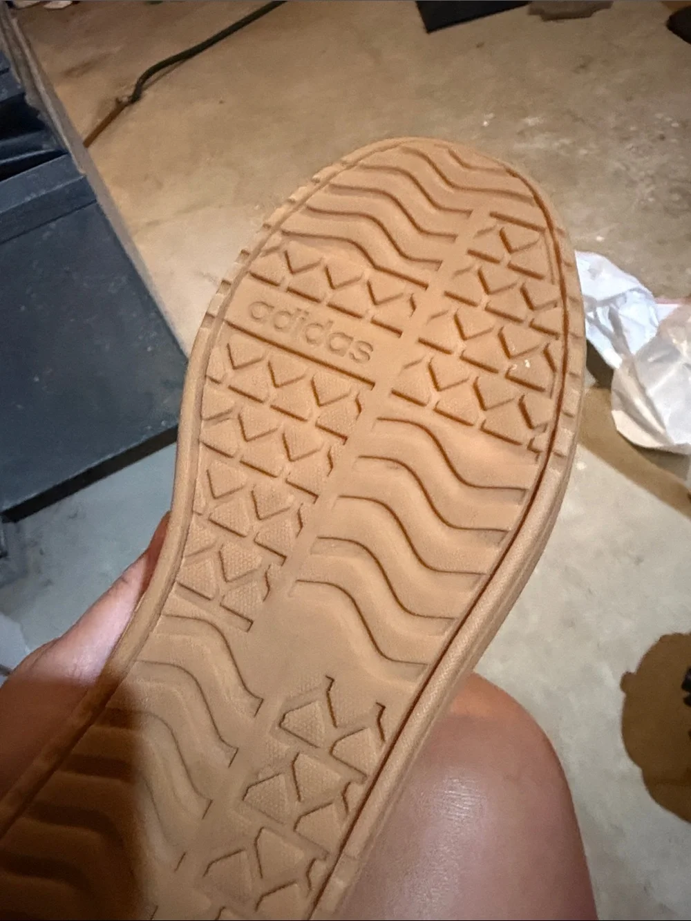 adidas men’s sneaker
