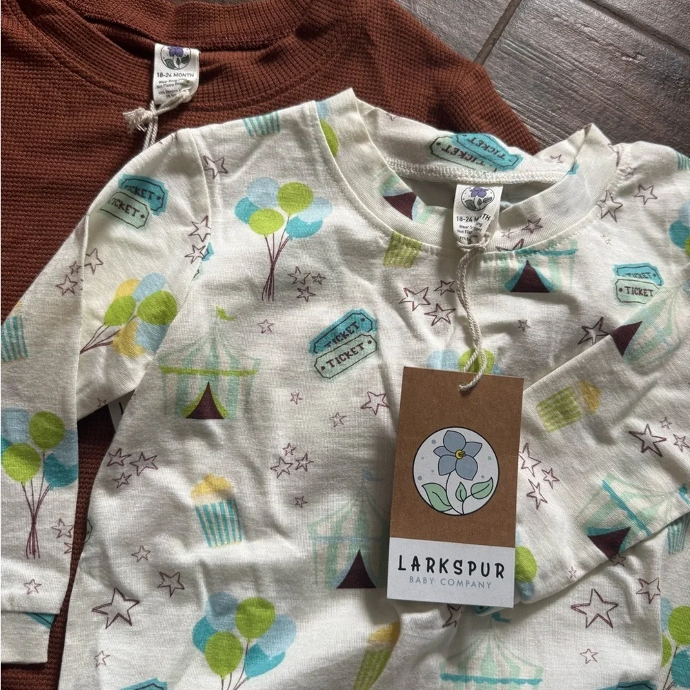 L'arkspur Kids Bundle Onesies NWT - Brown & Circus Print