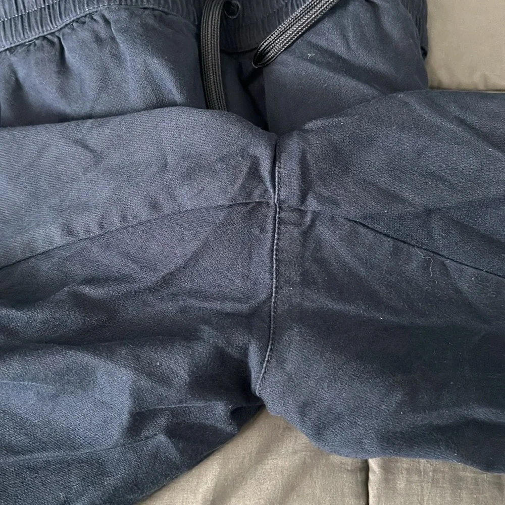 UNTUCKit size small