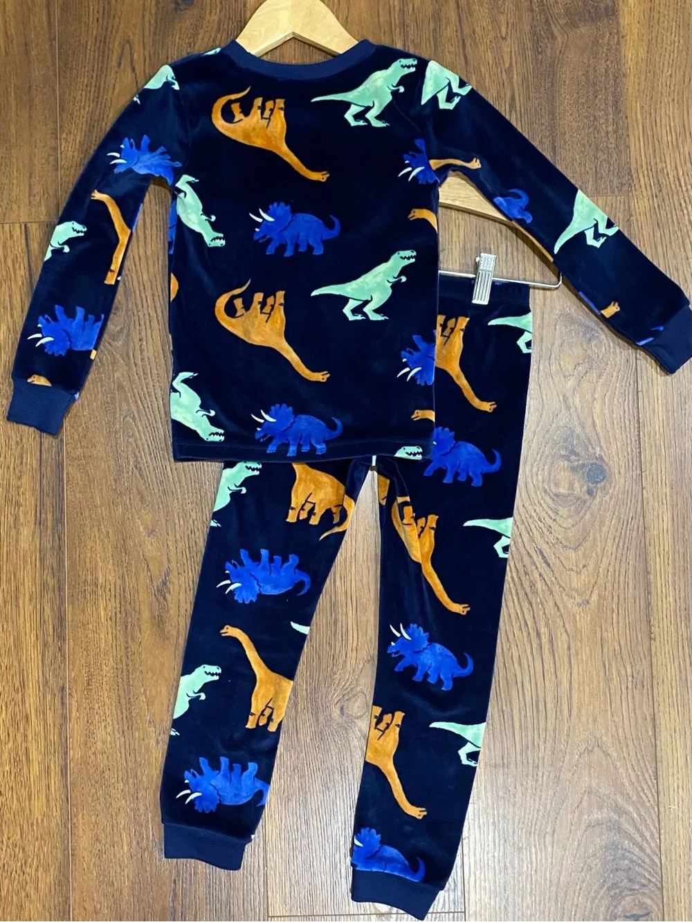 Carters 🦕 add