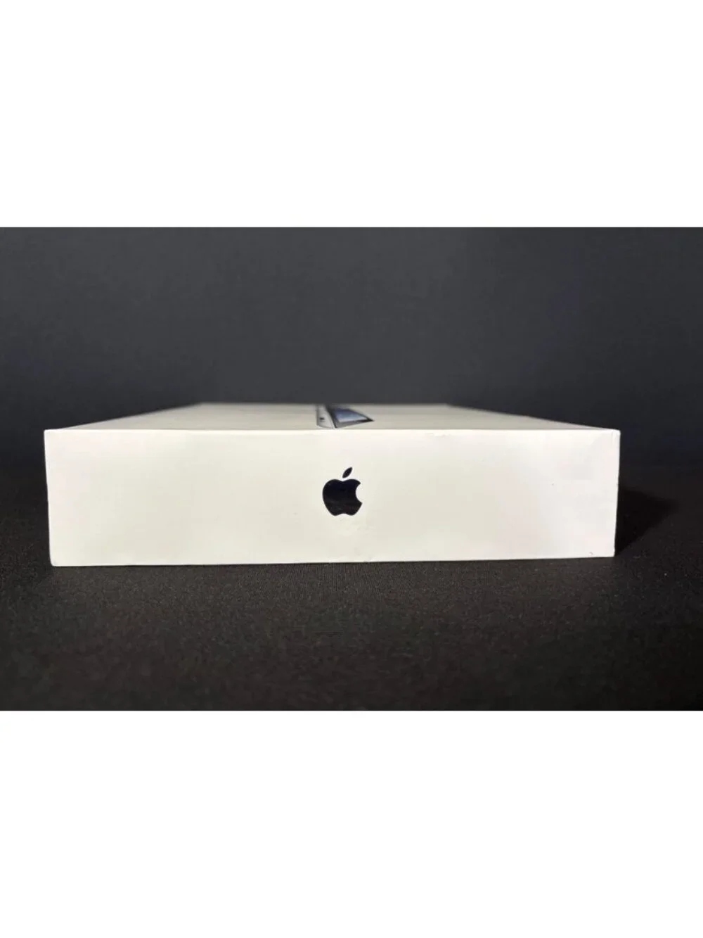 Apple empty box