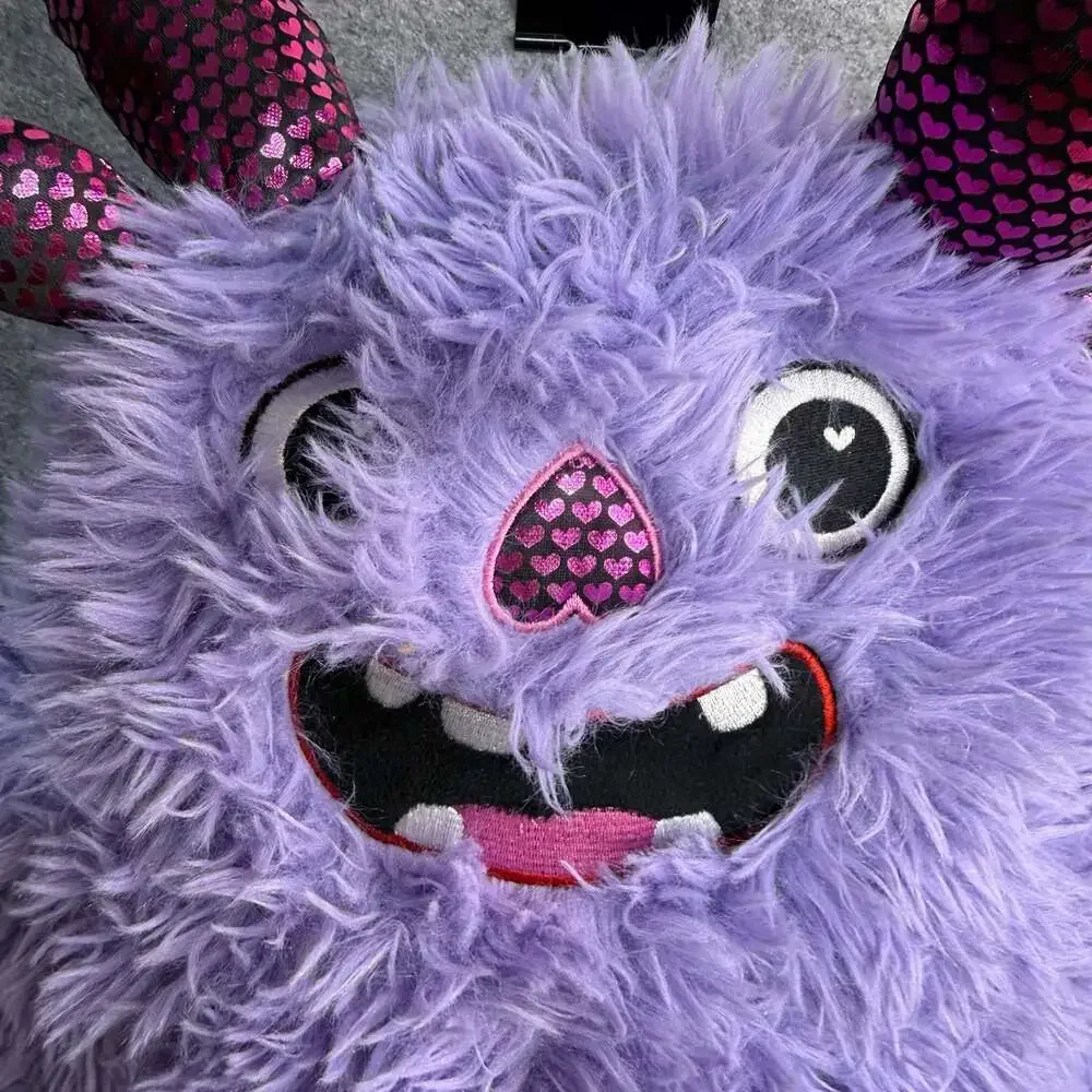 Hug & Luv plush pupil