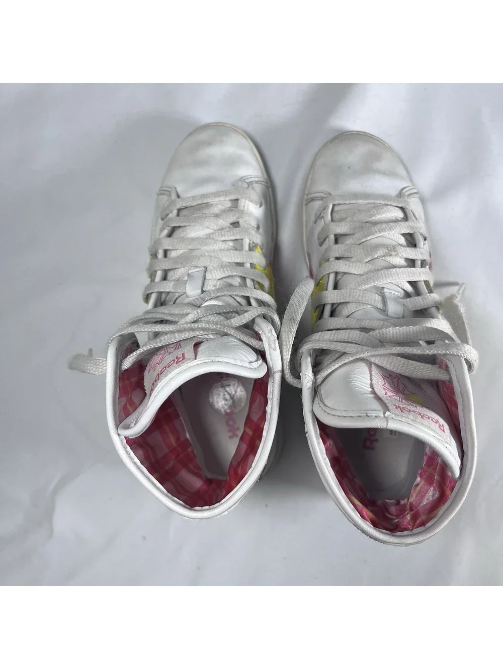 Reebok product pair