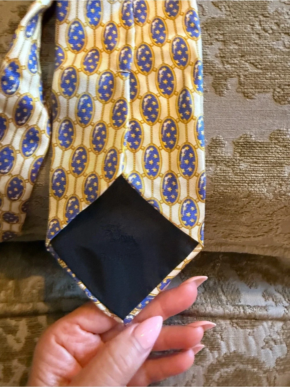 Burberry classic silk