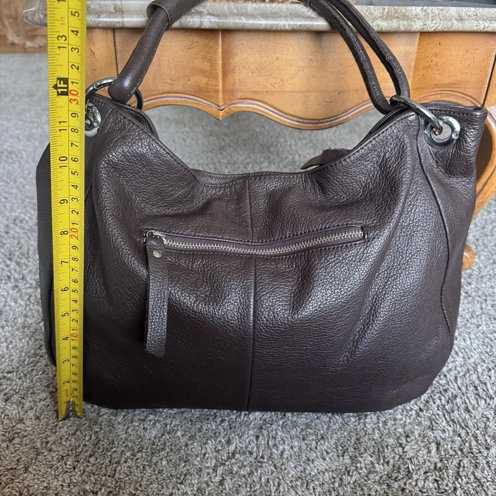 DuDu brand brown