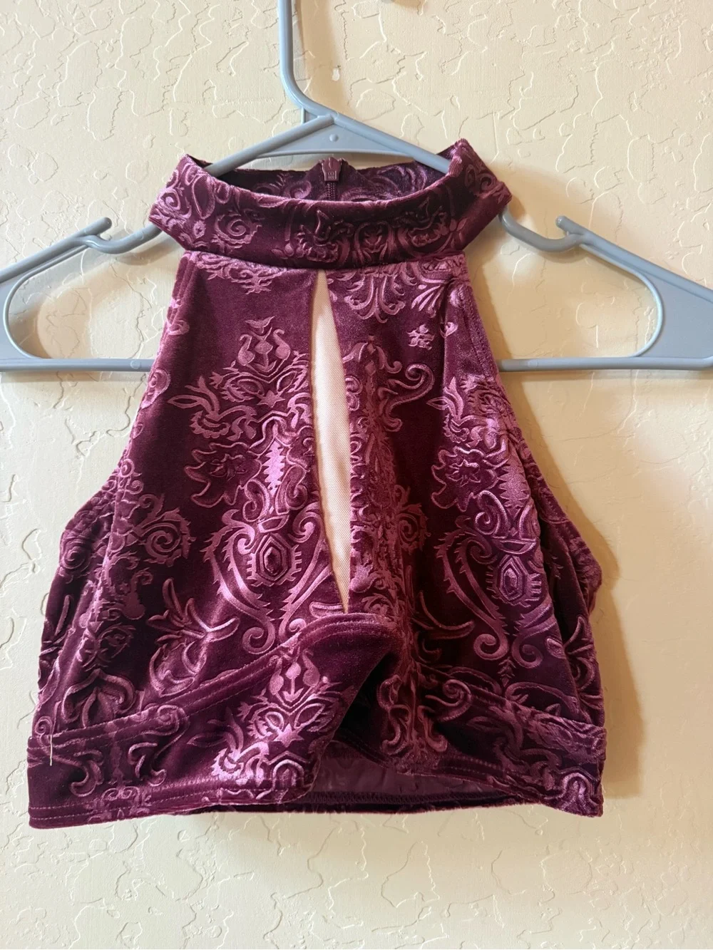 balera burgundy velvet