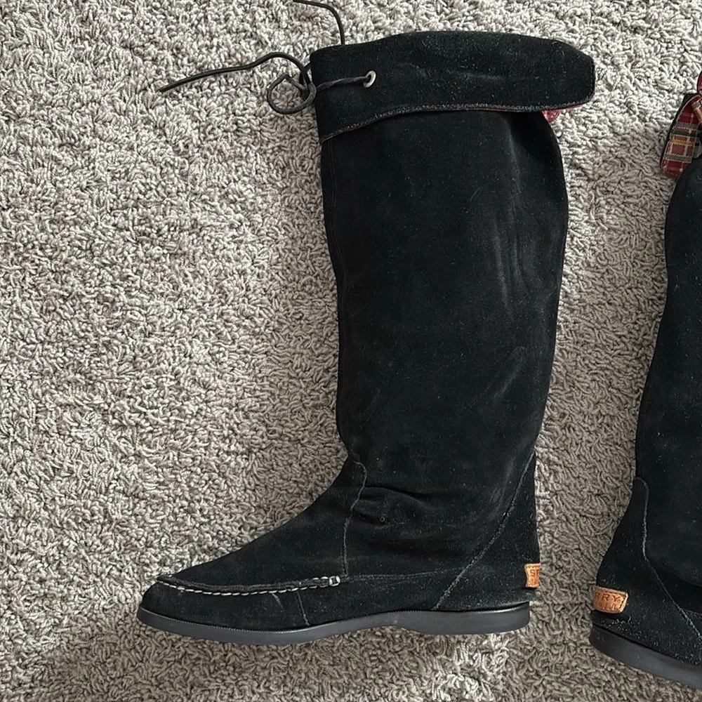 Sperry stylish knee