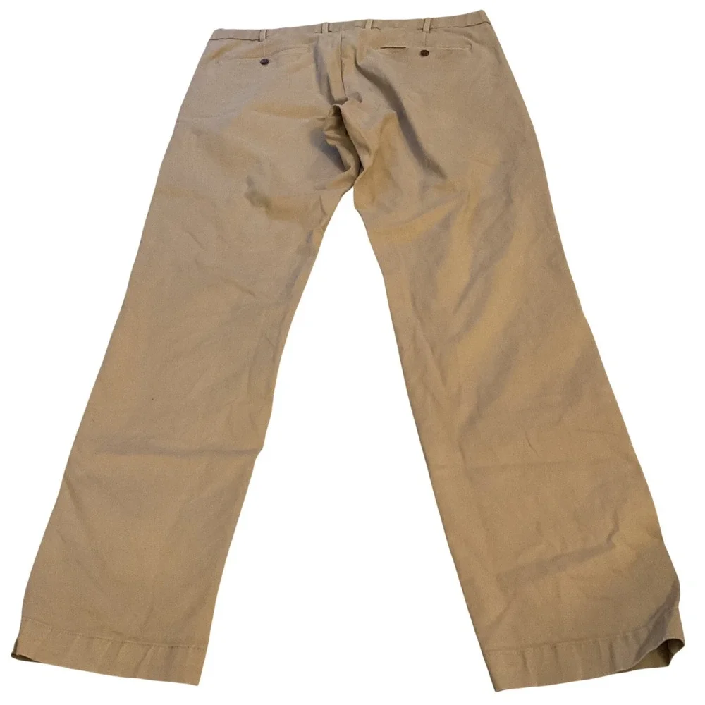 GAP classic khaki