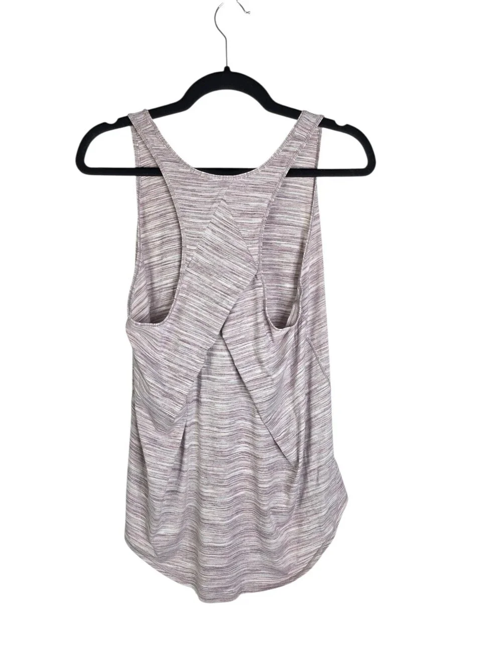 lululemon athletica first pics