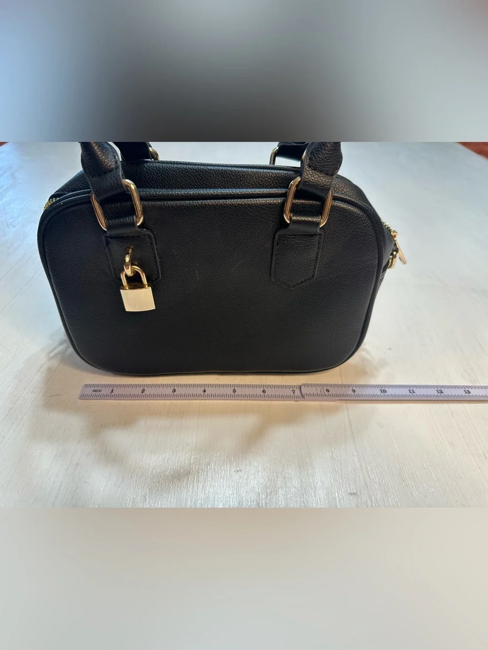 Kayla Ava classic versatile
