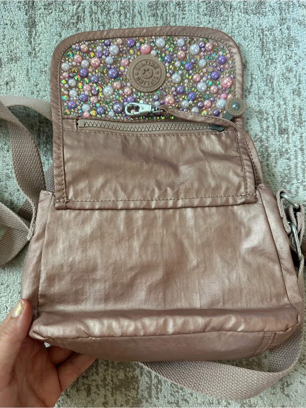 Kipling one kind
