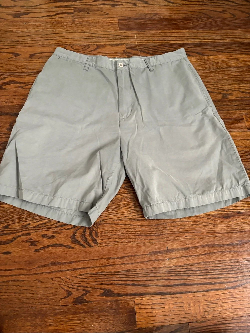 Quiksilver Men's Light Gray Shorts Size 34