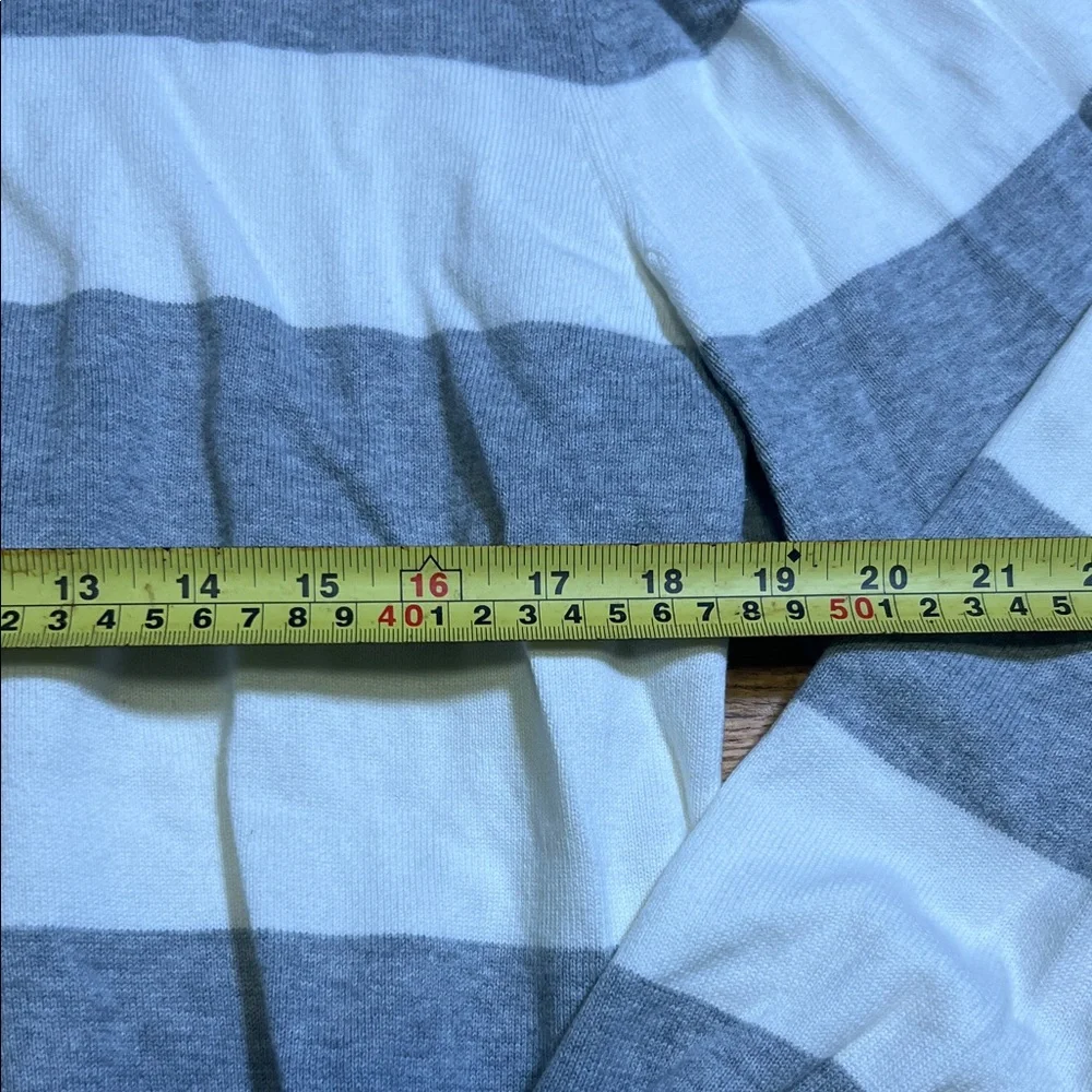Old Navy classic zip